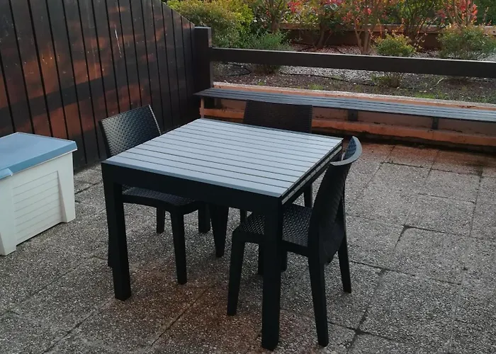 T2 En Rdj Grande Terrasse Et Garage 3 Min De La Appartement