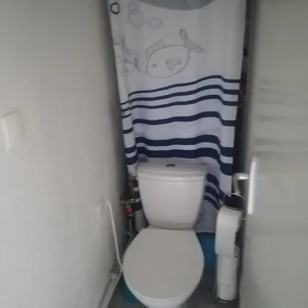 T2 En Rdj Grande Terrasse Et Garage 3 Min De La Agde