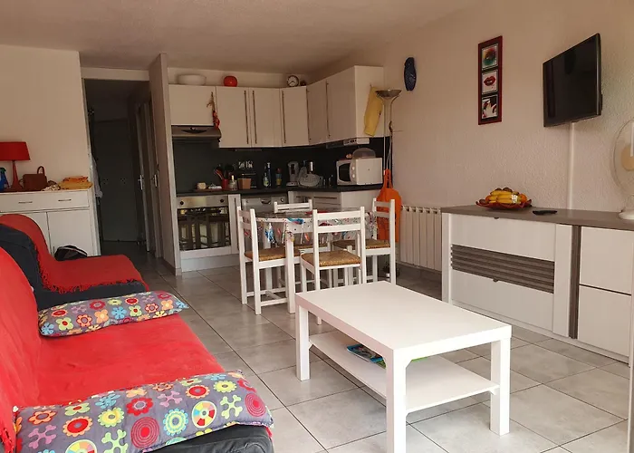 T2 En Rdj Grande Terrasse Et Garage 3 Min De La *